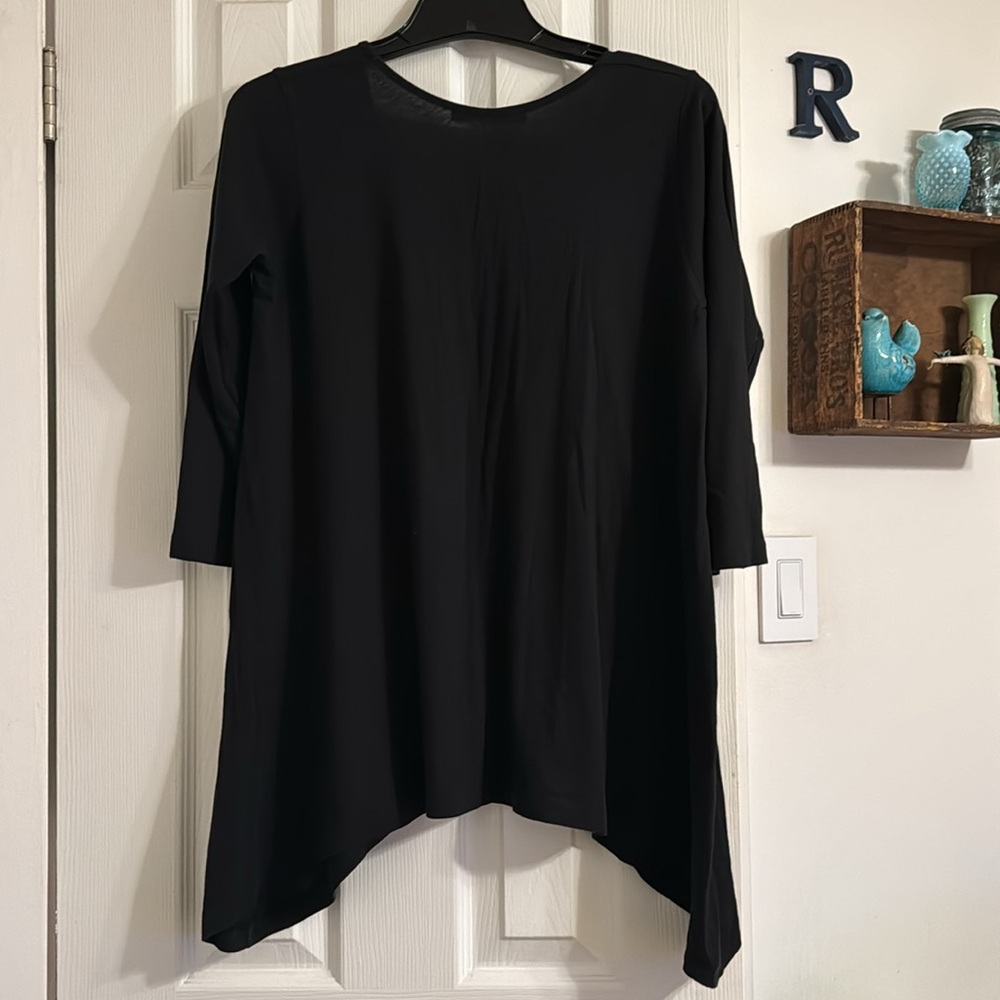 ALTERNATIVE TEE - Picture 4 of 11